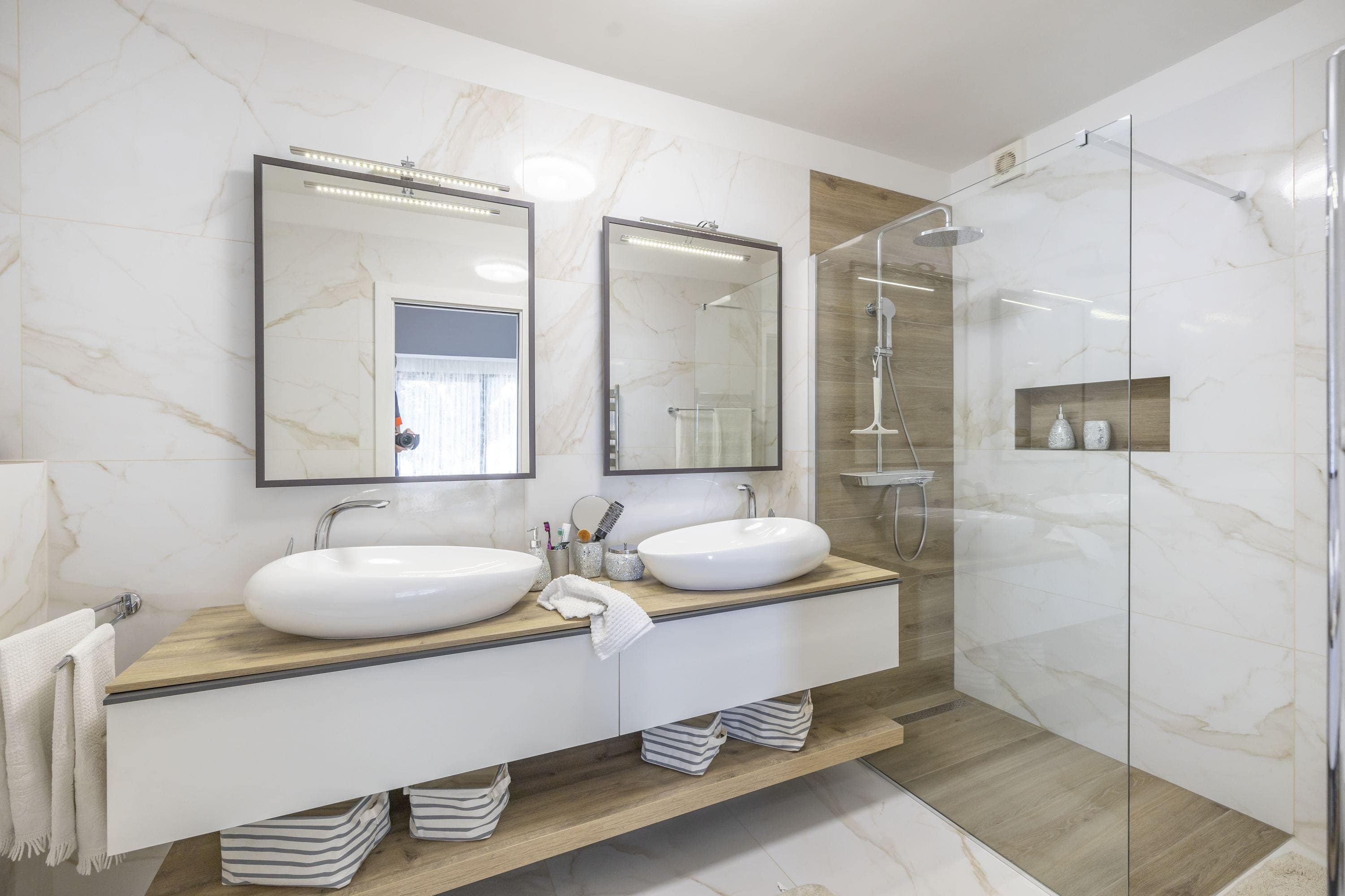Bathroom 7
